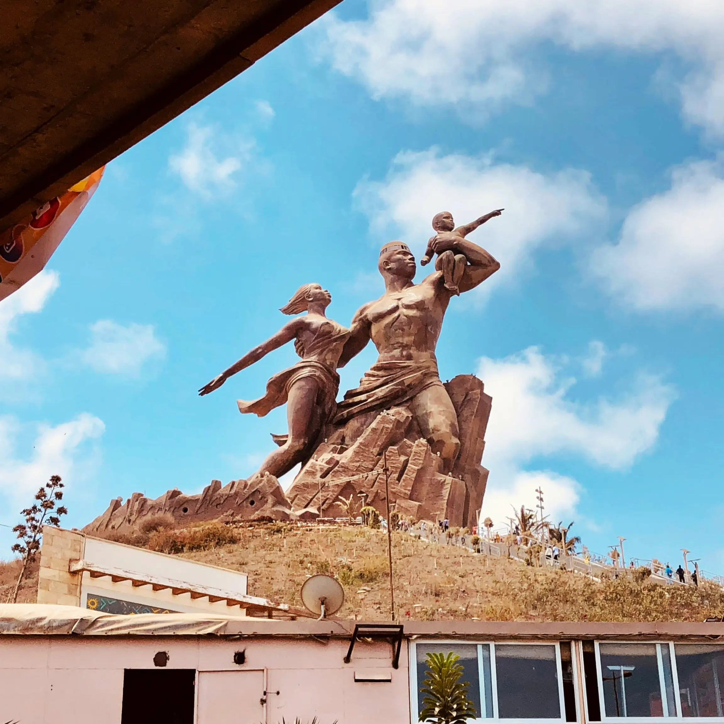 Estatua al Renacimiento Africano en Dakar